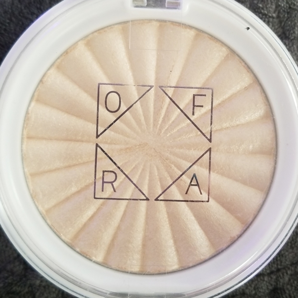 Makeup bundle - Picture 6 of 8